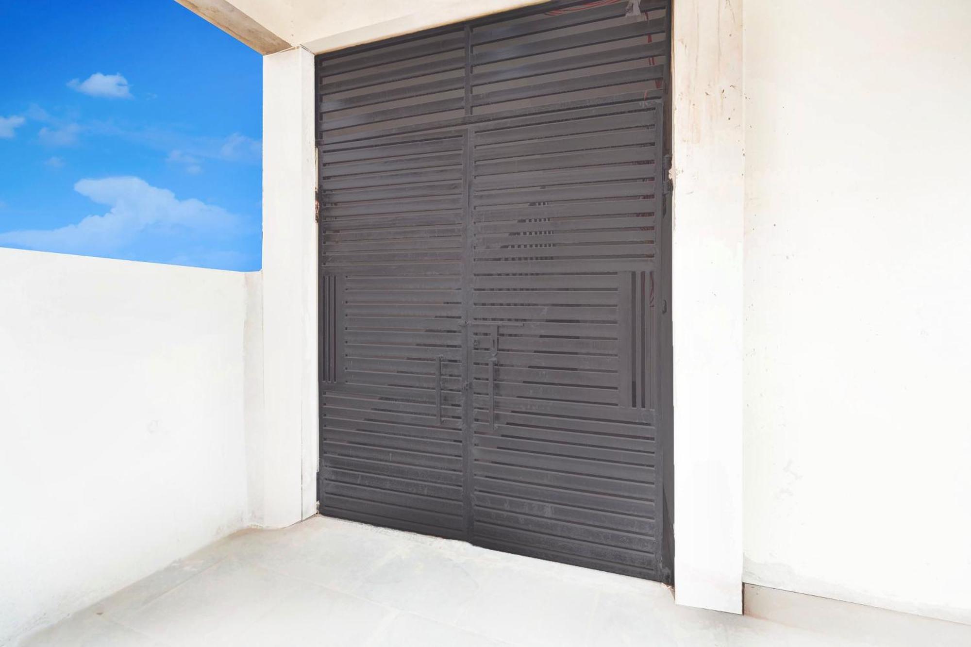Hotel O The Crown Inn Danapur المظهر الخارجي الصورة