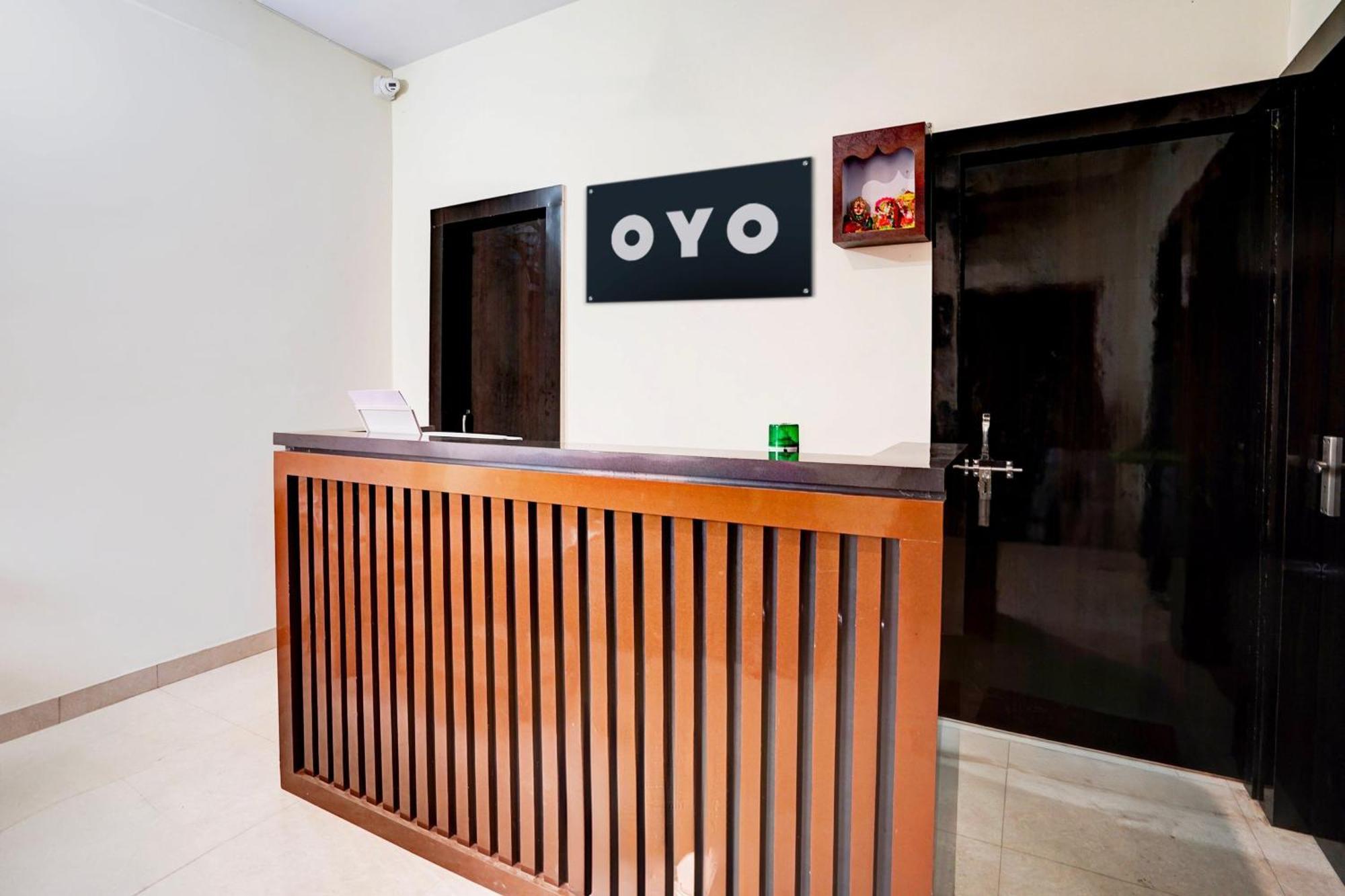 Hotel O The Crown Inn Danapur المظهر الخارجي الصورة